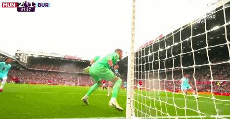 禁区横传, 分钟